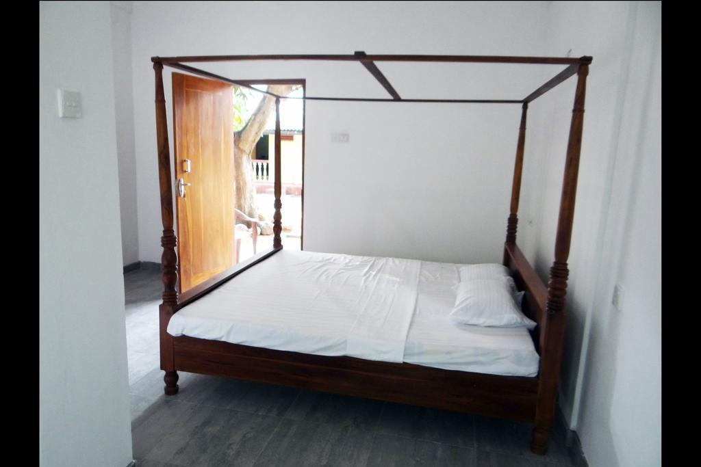 Rathnamali Pilgrims Rest Hotell Anuradhapura Eksteriør bilde